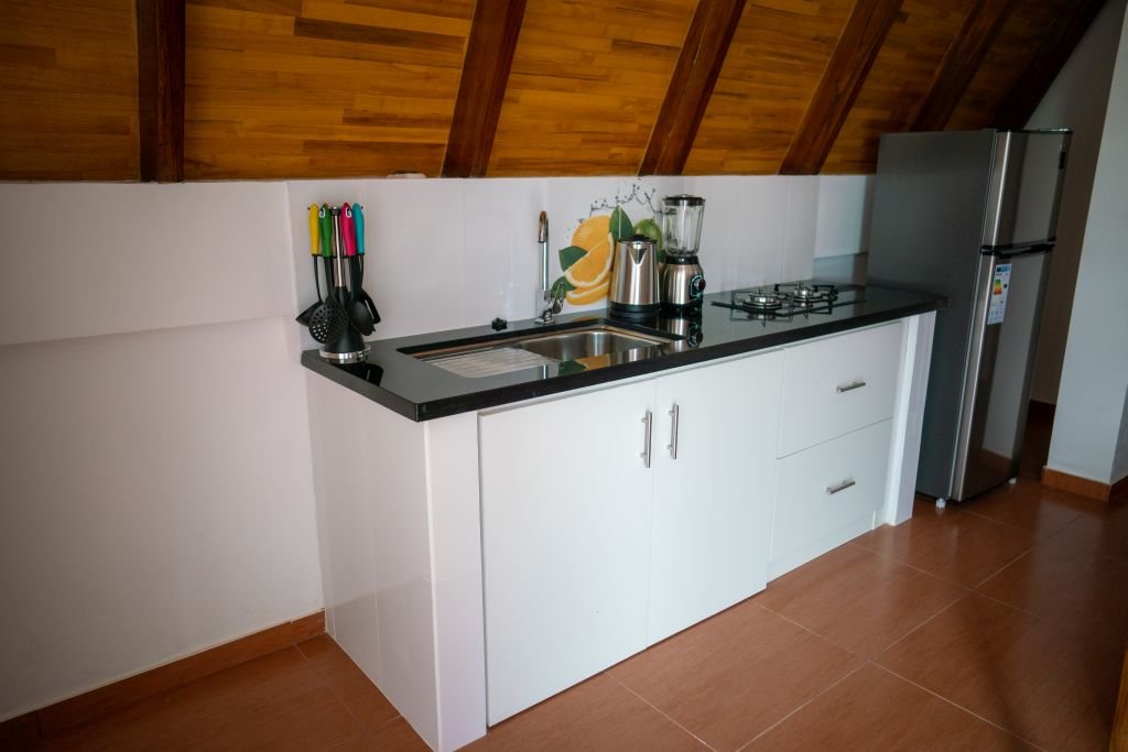 Vista de cocina encimera de cabaña alpina 1 para 5 personas